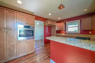 927 N Valentine Rd, Polo, IL 61064 - Photo 16
