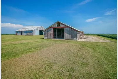 927 N Valentine Road, Polo, IL 61064 - Photo 48