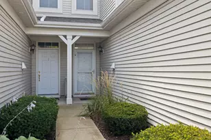 497 Dancer Ln, Oswego, IL 60543 - Photo 2