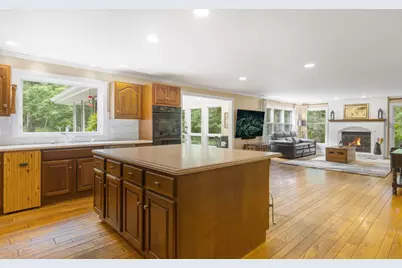 8310 Mason Hill Road, Woodstock, IL 60098 - Photo 6