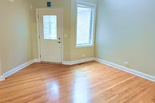 168 Mayo Ct, Elmhurst, IL 60126 - Photo 4