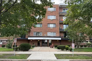 205 W Miner St, Arlington Heights, IL 60005 - Photo 2