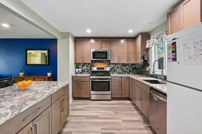 793 Lakeside Circle Drive, Wheeling, IL 60090 - Photo 14