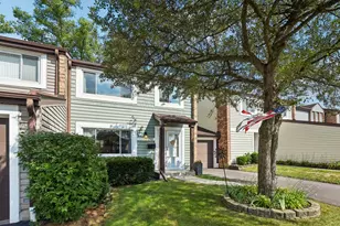 793 Lakeside Cir Dr, Wheeling, IL 60090 - Photo 4