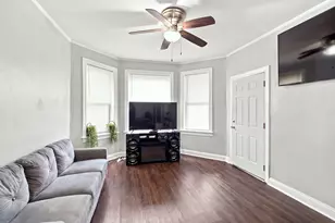 4833 W Gladys Ave, Chicago, IL 60644 - Photo 4
