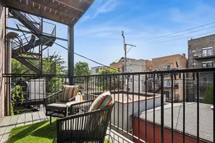2147 W Rice St, Chicago, IL 60622 - Photo 20