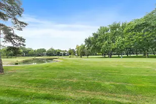 404 Shoreline Rd, Lake Barrington, IL 60010 - Photo 32