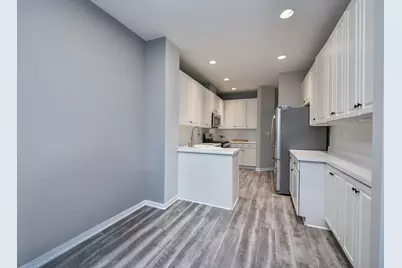 32103 Millard Circle #0, Warrenville, IL 60555 - Photo 10