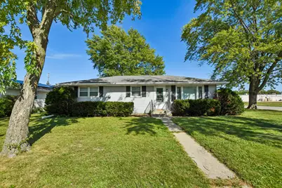 101 Newton Drive, Morris, IL 60450 - Photo 1