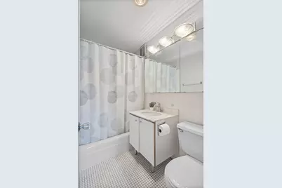 655 W Irving Park Road #702, Chicago, IL 60613 - Photo 12