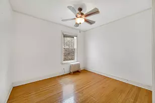 5753 N Washtenaw Ave, Chicago, IL 60659 - Photo 10