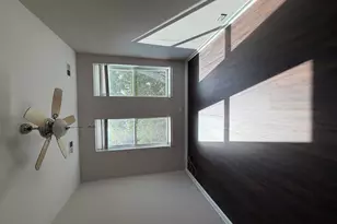 325 W Wisconsin St, Chicago, IL 60614 - Photo 18