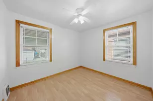 8412 S Seeley Ave, Chicago, IL 60620 - Photo 18