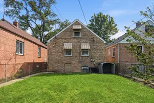 8412 S Seeley Ave, Chicago, IL 60620 - Photo 22