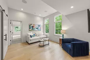 820 E Franklin Ave, Naperville, IL 60540 - Photo 24