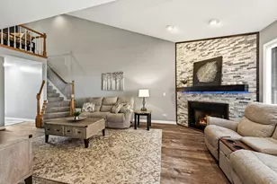 365 Inner Cir Dr, Bolingbrook, IL 60490 - Photo 10