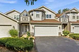 365 Inner Cir Dr, Bolingbrook, IL 60490 - Photo 1