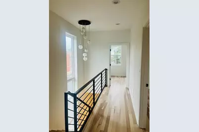 956 N Saint Louis Avenue, Chicago, IL 60651 - Photo 12