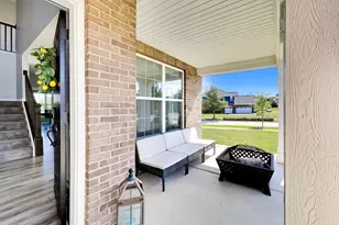 13700 Buchanan Dr, Lemont, IL 60439 - Photo 4