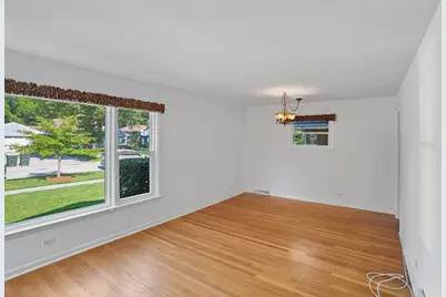 1419 W Saint James Place, Arlington Heights, IL 60005 - Photo 6