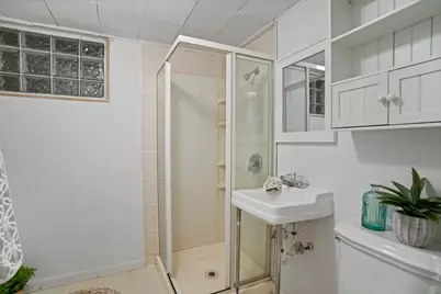 1419 W Saint James Place, Arlington Heights, IL 60005 - Photo 18