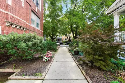 1750 W Granville Avenue #2A, Chicago, IL 60660 - Photo 4