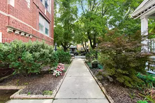 1750 W Granville Ave, Chicago, IL 60660 - Photo 4