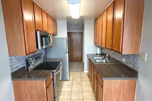 6010 Oakwood Dr, Lisle, IL 60532 - Photo 8
