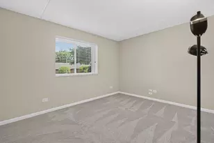 1 Bloomingdale Pl, Bloomingdale, IL 60108 - Photo 14