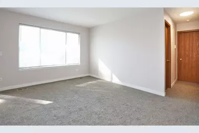 675 Greenfield Court #D1, Bartlett, IL 60103 - Photo 8