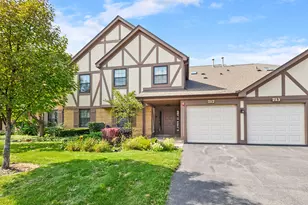 713 Elizabeth Dr, Wood Dale, IL 60191 - Photo 1
