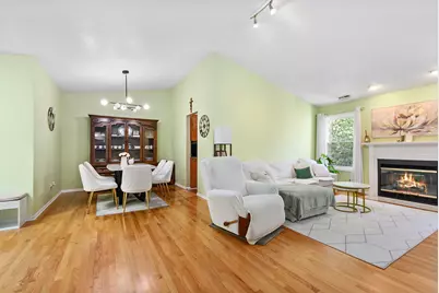 713 Elizabeth Drive #24-D, Wood Dale, IL 60191 - Photo 6