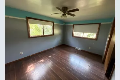 120 W Pacific Street, Essex, IL 60935 - Photo 8