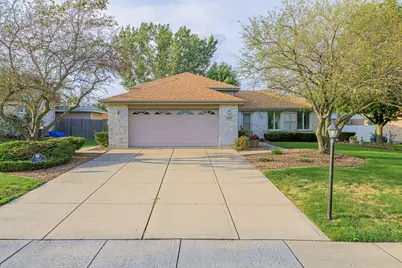 7502 W Lakeside Drive, Frankfort, IL 60423 - Photo 1