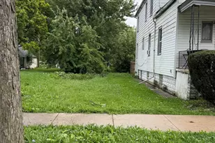 9205 S University Ave, Chicago, IL 60619 - Photo 1