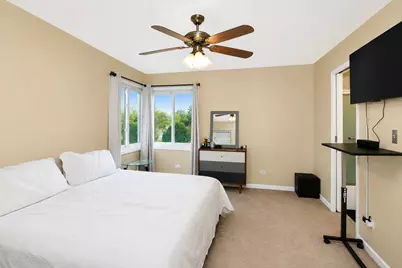 5701 Bedford Court, Hanover Park, IL 60133 - Photo 12