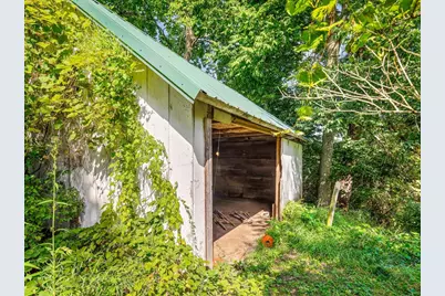 1112 W Saint James Road, Orangeville, IL 61060 - Photo 36