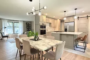 546 S Stuart Ln, Palatine, IL 60067 - Photo 8