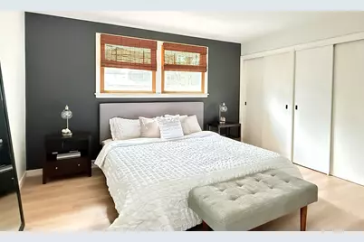 546 S Stuart Lane, Palatine, IL 60067 - Photo 12