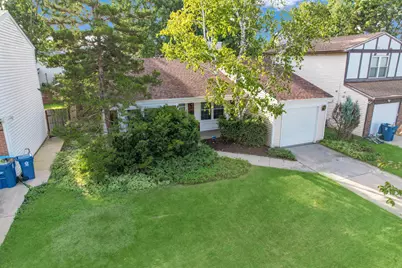 1460 Walden Circle, Aurora, IL 60506 - Photo 1