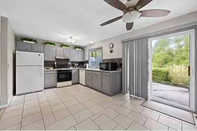 229 N Schmidt Road, Bolingbrook, IL 60440 - Photo 10