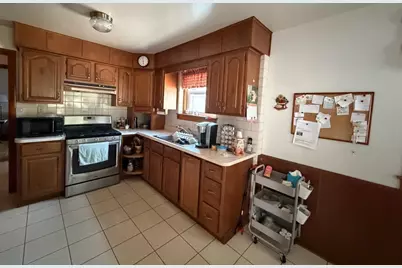 7917 S Tripp Avenue, Chicago, IL 60652 - Photo 2