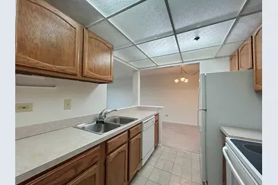 1 Bloomingdale Place #606, Bloomingdale, IL 60108 - Photo 8