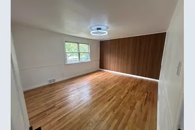 9513 S Merrion Avenue, Chicago, IL 60617 - Photo 10