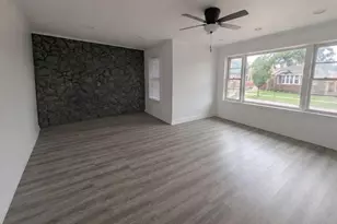 5137 N Menard Ave, Chicago, IL 60630 - Photo 4