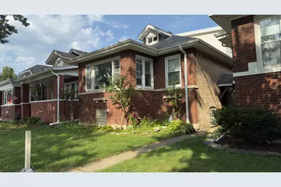 5137 N Menard Avenue, Chicago, IL 60630 - Photo 2