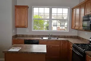 10225 Camden Ln, Bridgeview, IL 60455 - Photo 12