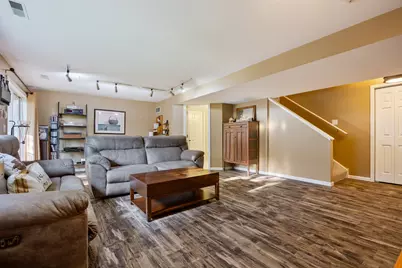 11143 Douglas Avenue, Huntley, IL 60142 - Photo 20