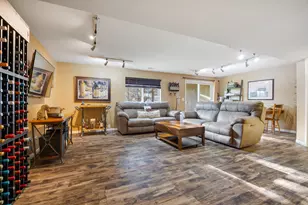 11143 Douglas Ave, Huntley, IL 60142 - Photo 4