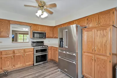 826 Deerpath Lane, Elwood, IL 60421 - Photo 6